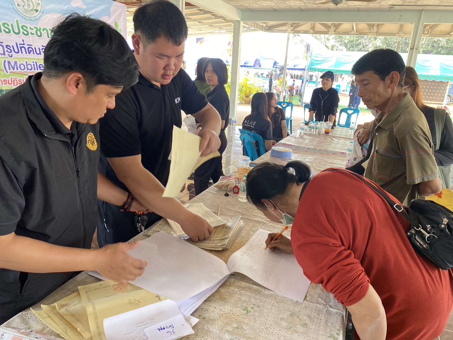 title - ส.ป.ก.ร่วมติดตาม รองนายกรัฐมนตรี และรัฐมนตรีว่าการกระทรวงเกษตรและสหกรณ์ (ร้อยเอก ธรรมนัส พรหมเผ่า) ลงพื้นที่ตรวจราชการในพื้นที่จังหวัดลำปาง